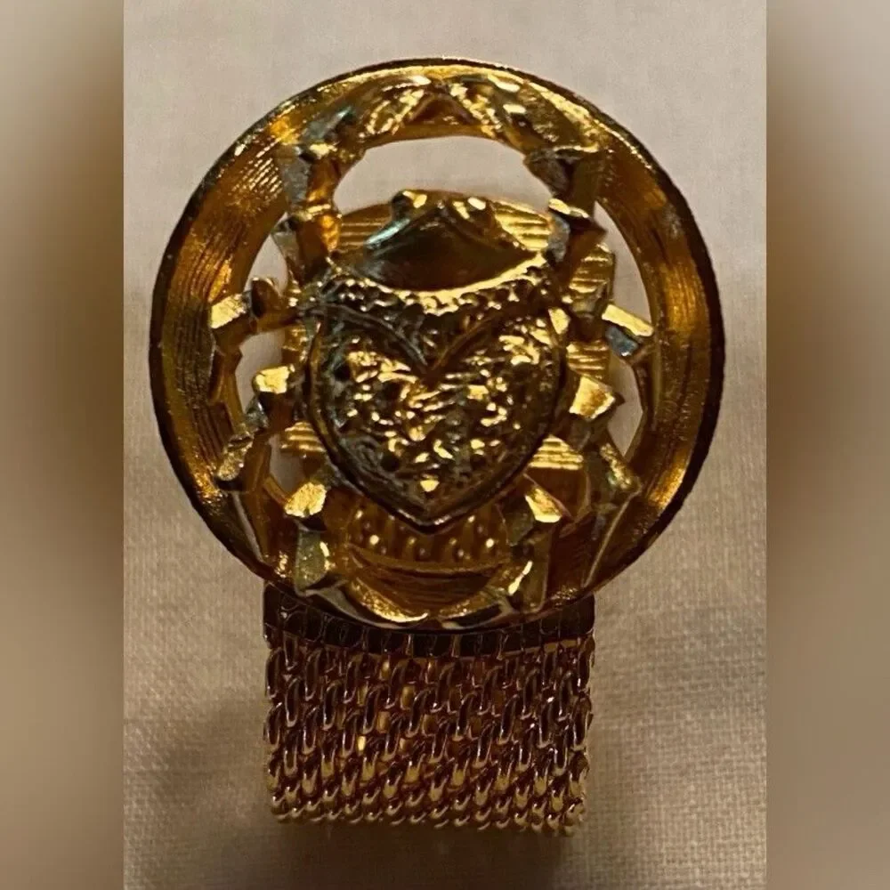 Men’s Cuff Links Gold Tone Cancer Crab Zodiac Mesh Wrap Vintage